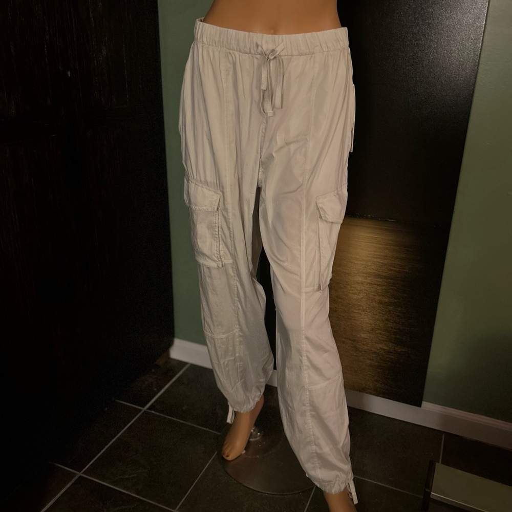 New LULULEMON MR Cargo Pant Small $148 - Picture 7 of 12